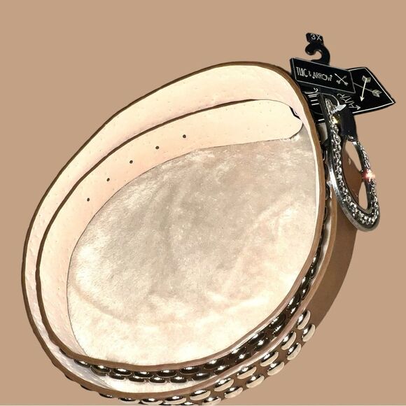 Twig & arrow new brow belt with silver studs and rhinestone buckle! - Picture 5 of 6